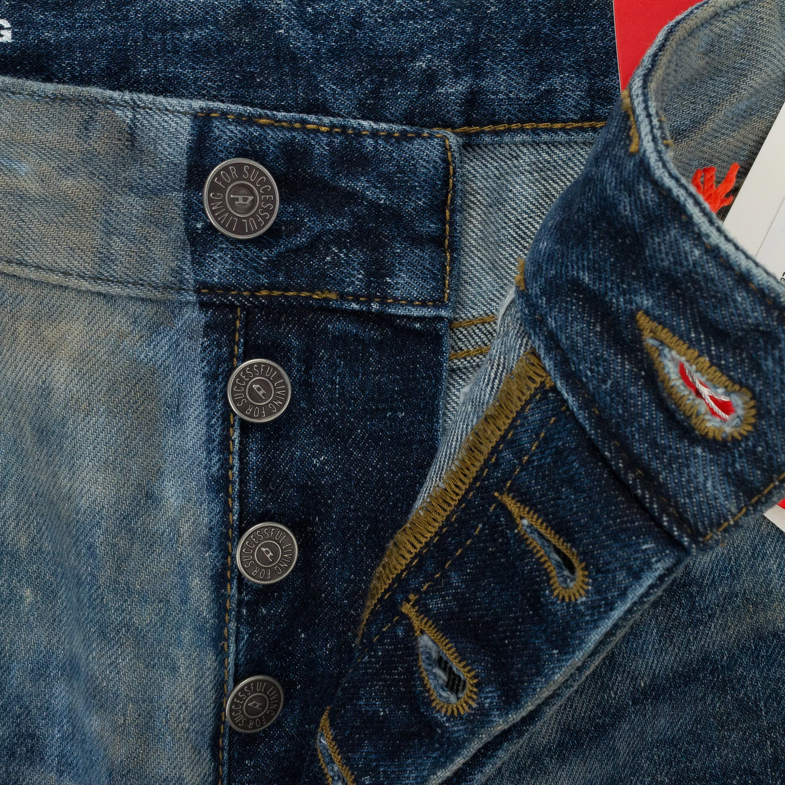 BLUE SIDE ZIP RELAXED JEANS