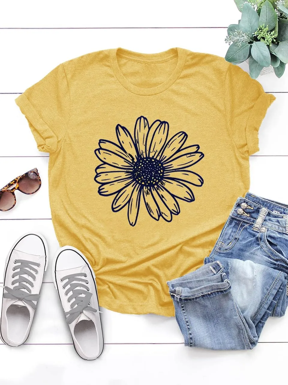 MZEAZRK Womens Summer Graphic Tee Shirts Cottage-Core Cute Boho Short Sleeve Tshirt Teen Girls