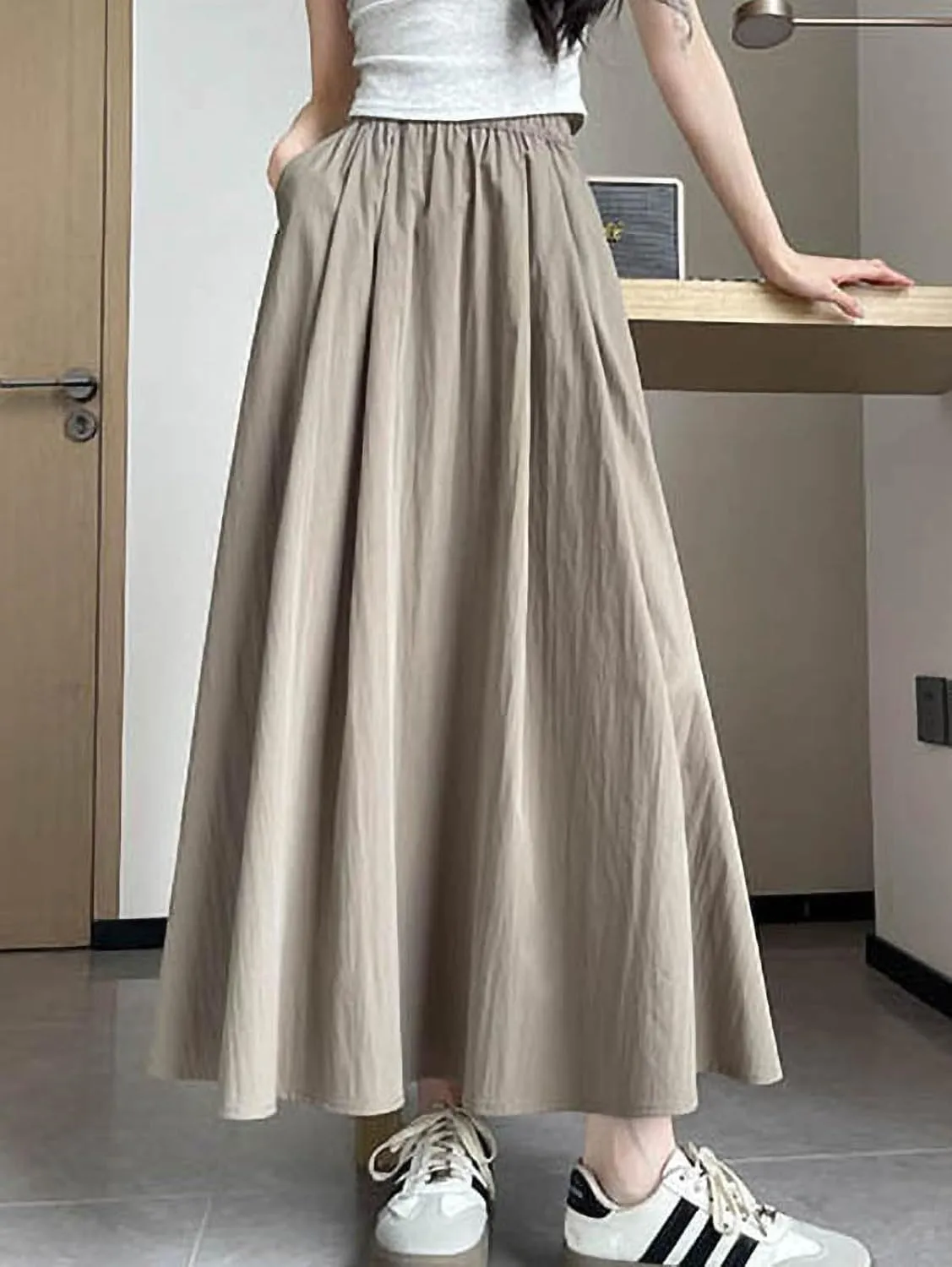 Summer Simple & Fashion Wrinkle Long Skirt for Women,Elastic High Waist Midi Skirt,Casual Maxi Skirt with Pockets