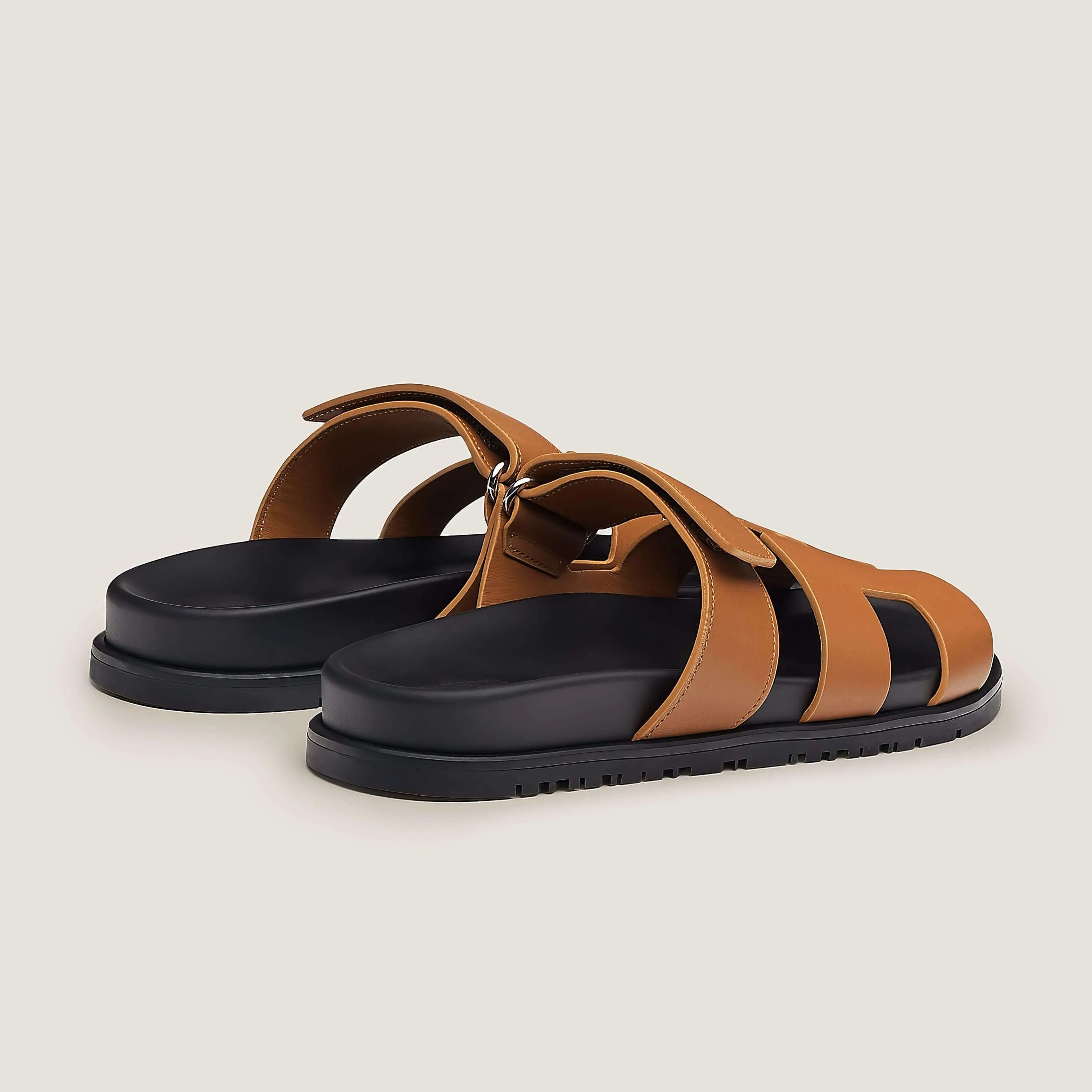 Women's Elegant Strappy Sandals: Chic Summer Footwear