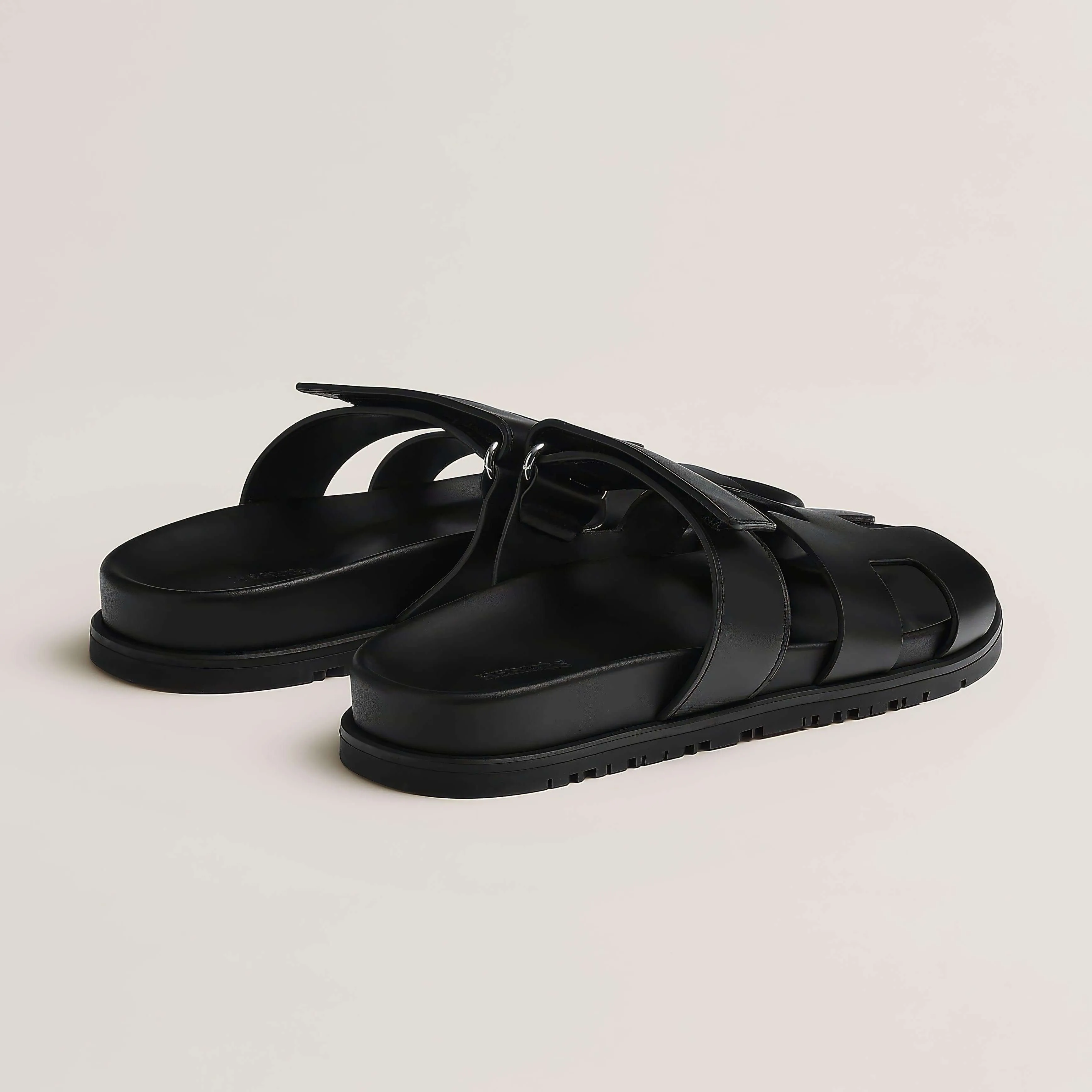 Women's Elegant Strappy Sandals: Chic Summer Footwear