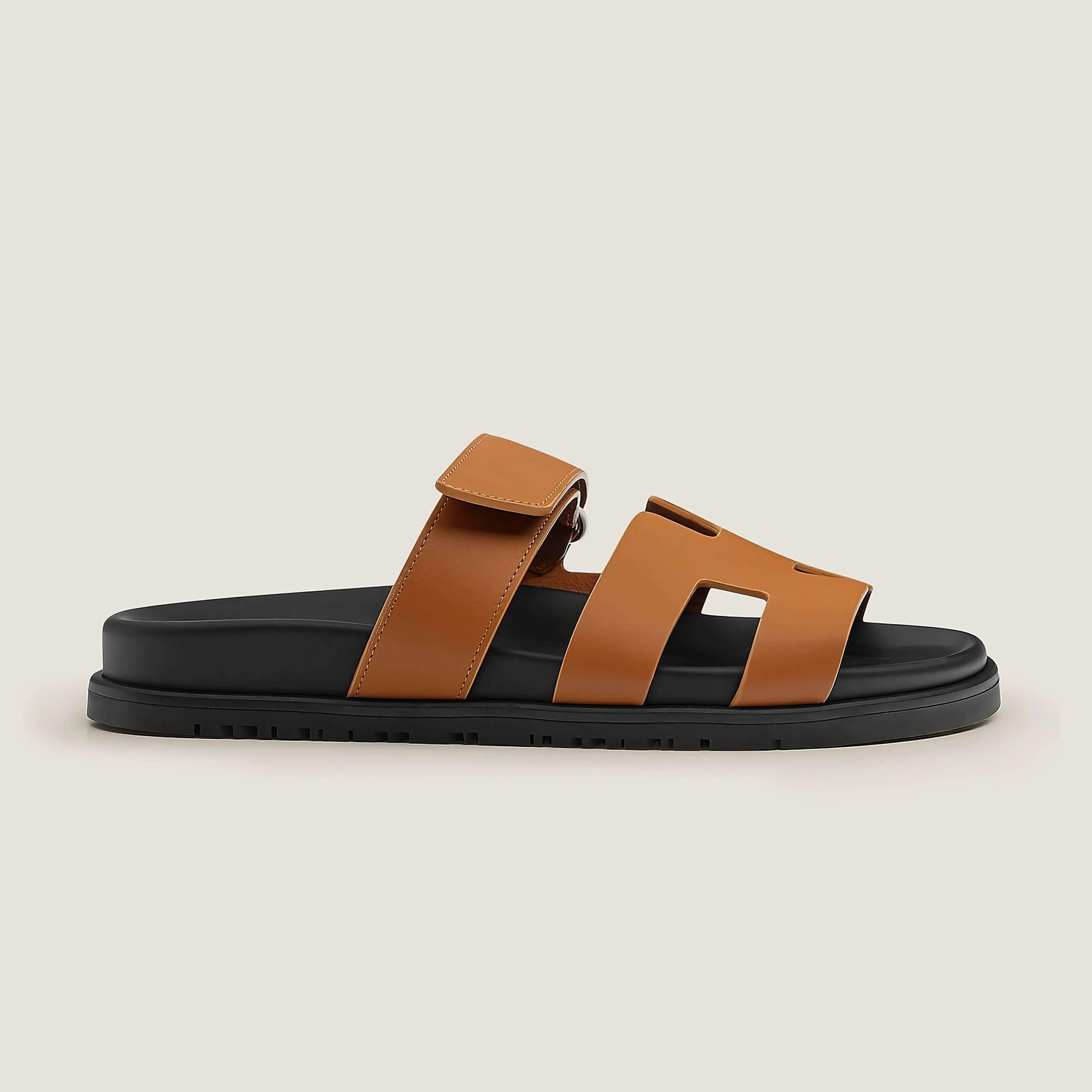 Women's Elegant Strappy Sandals: Chic Summer Footwear