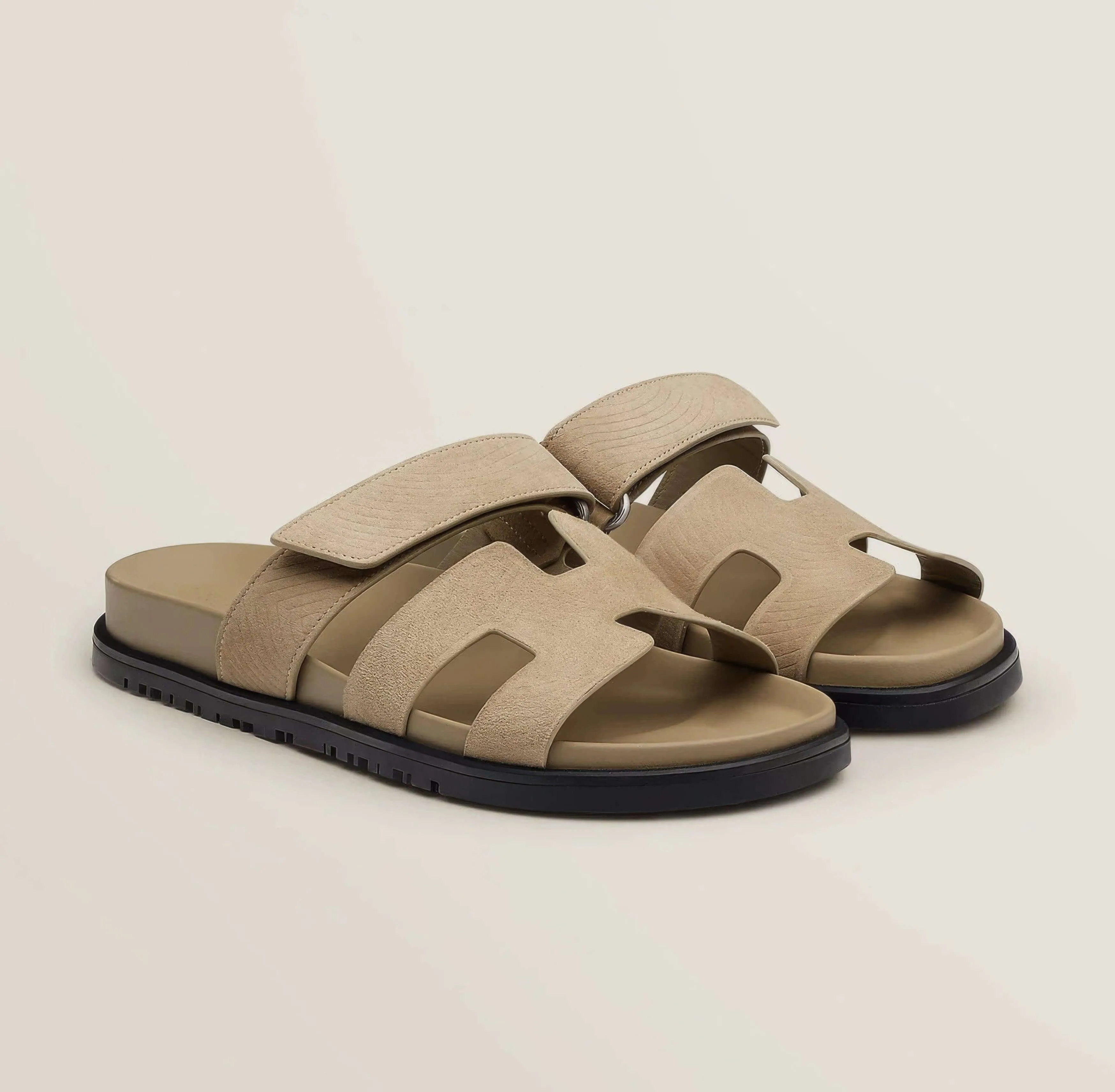 Women's Elegant Strappy Sandals: Chic Summer Footwear