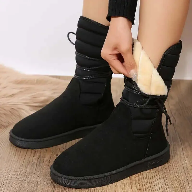 Women's Fur-Lined Lace-Up Boots: Cozy & Stylish Winter Footwear
