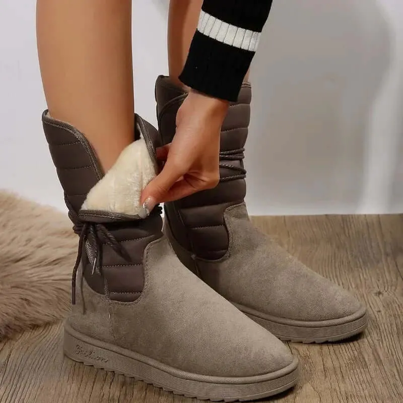 Women's Fur-Lined Lace-Up Boots: Cozy & Stylish Winter Footwear